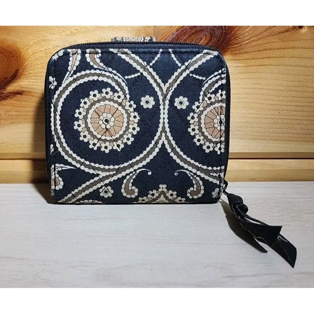 Vera Bradley Caffe Latte Wallet Brown Paisley Zip/Snap Quilted - Picture 4 of 8